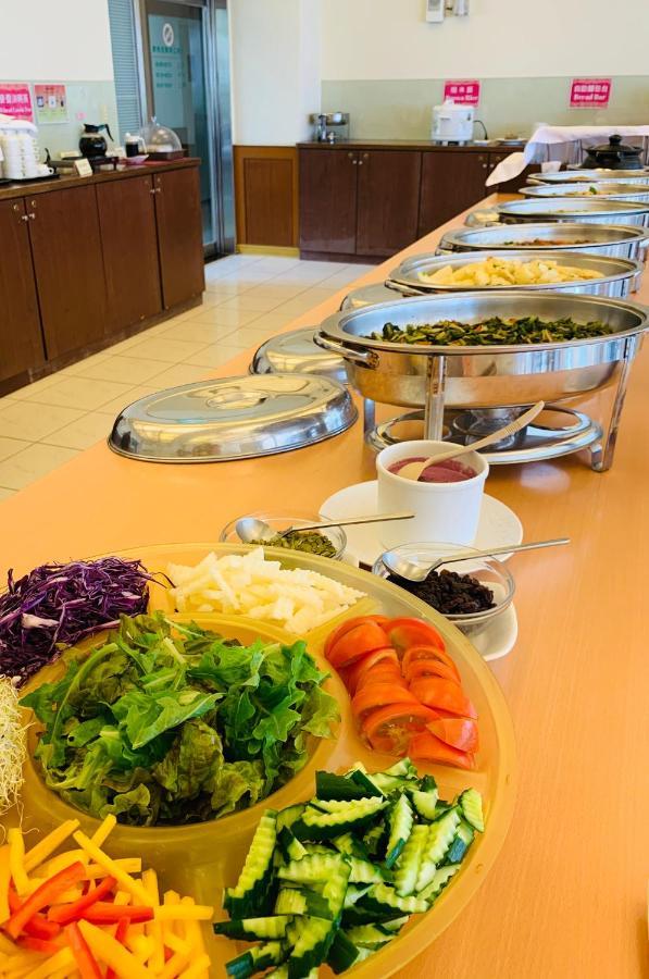 Апартаменты San Yu Health Center Юйчи Экстерьер фото